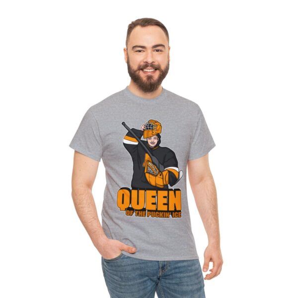 "Queen of the pucking ice" - T shirt (Harper) - Image 41