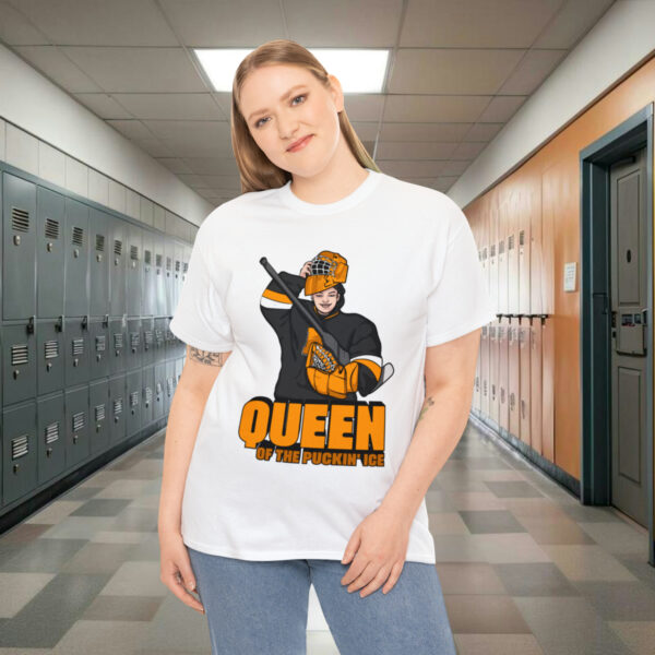 "Queen of the pucking ice" - T shirt (Harper) - Image 16