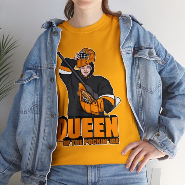 "Queen of the pucking ice" - T shirt (Harper) - Image 57