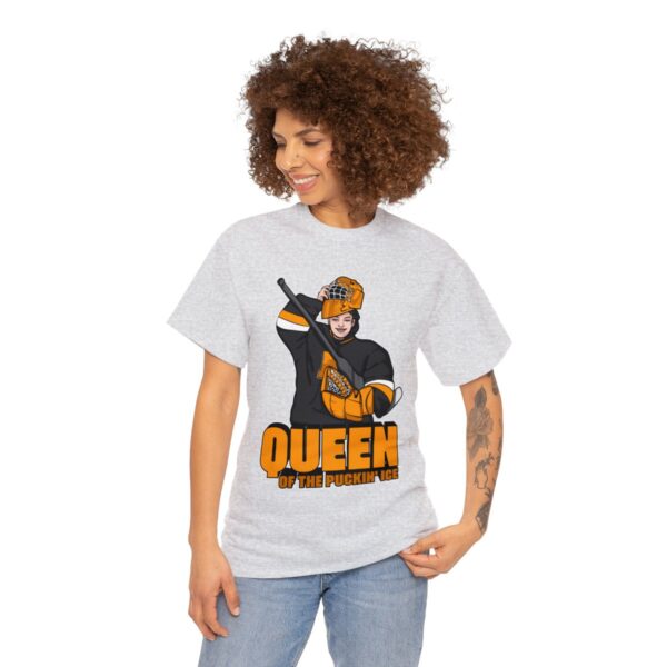 "Queen of the pucking ice" - T shirt (Harper) - Image 27