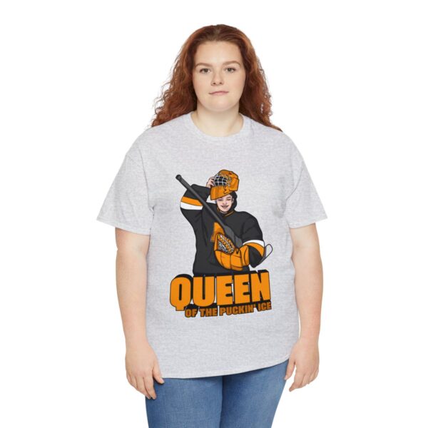 "Queen of the pucking ice" - T shirt (Harper) - Image 31